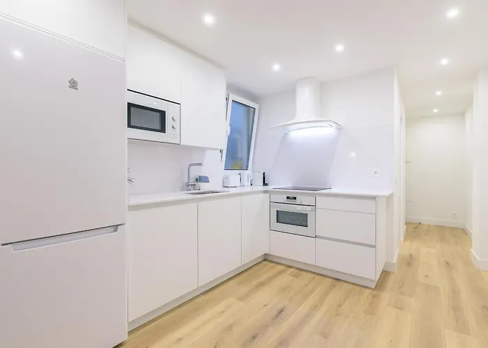 Egia Plaza Apartment *